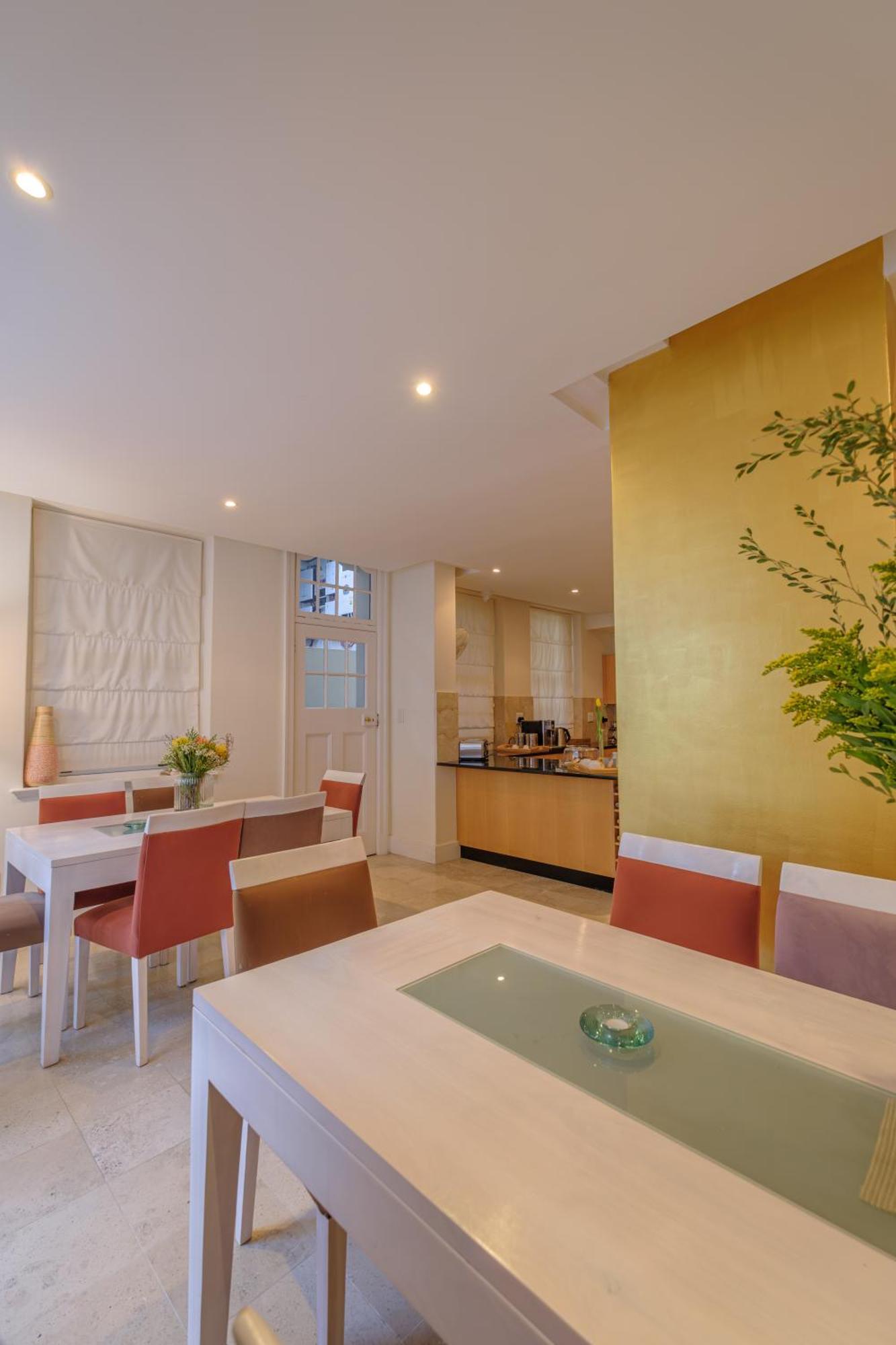 The Walden Suites Fokváros Kültér fotó