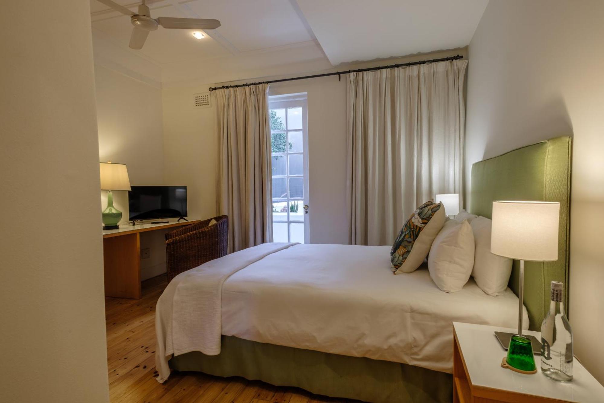 The Walden Suites Fokváros Szoba fotó
