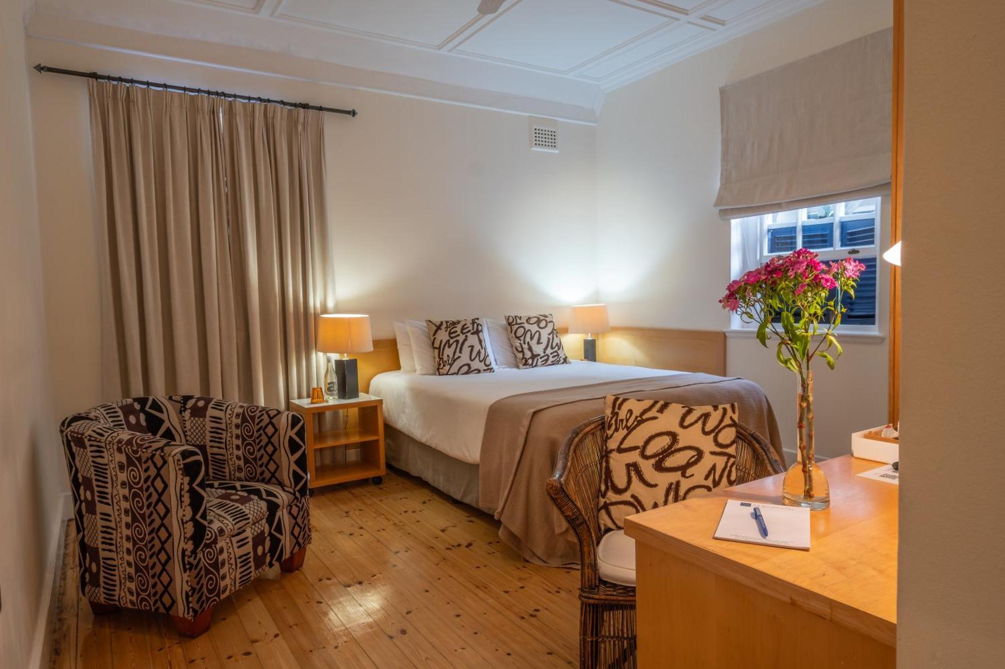 The Walden Suites Fokváros Szoba fotó